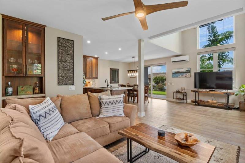 open living space in maui home for sale