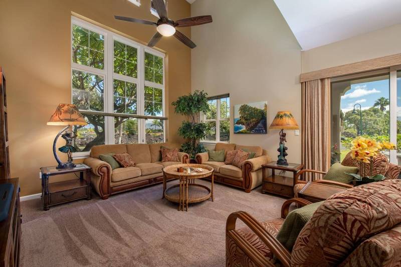 living room in colony villas condo big island