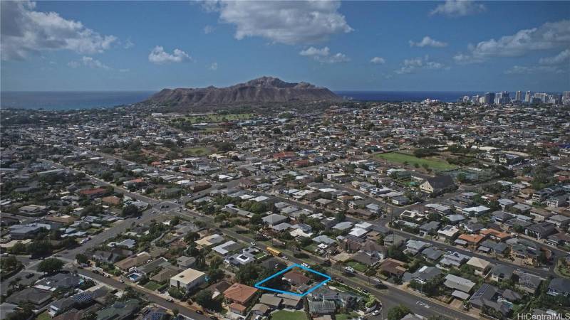 aerial view of kahala neighborhood with home for sale outlined in blue