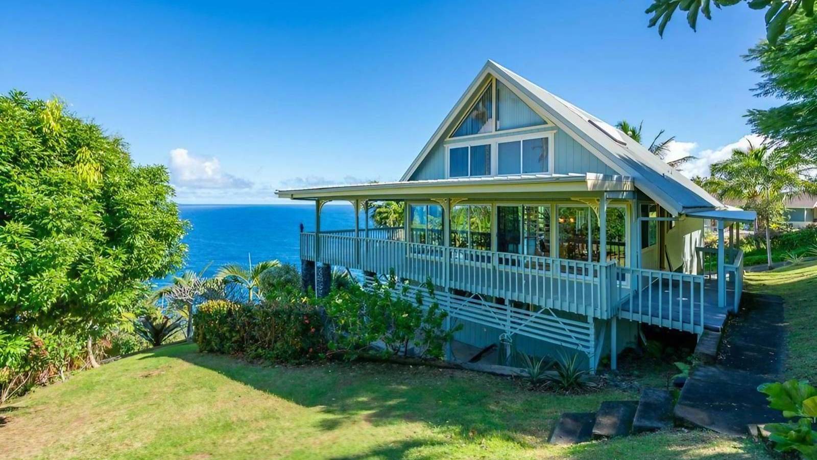 Incredible Ocean Views Overlooking Laupahoehoe Point Hawaii Real