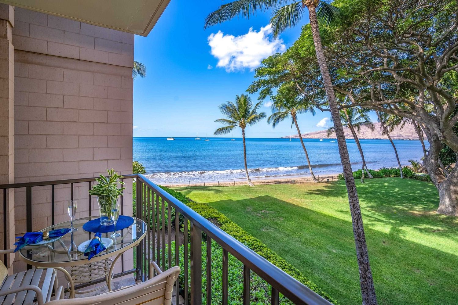 Direct Beachfront Vacation Rental Condo in Kihei - Hawaii Real Estate ...