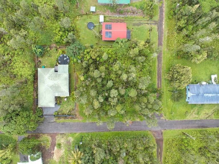 Vacant Lot in Nanawale Estates Hawaii Real Estate Market & Trends