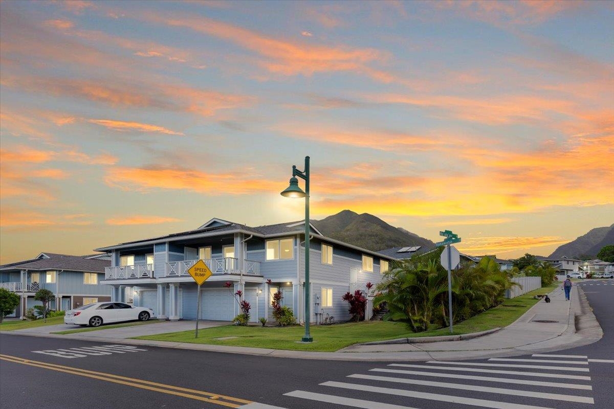 Kamani at Kehalani 3 Bedroom Townhome Hawaii Real Estate Market