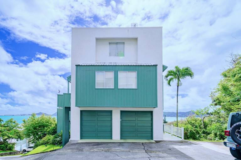 A SUNKISSED Home In Hawaii Hawaii Real Estate Market & Trends