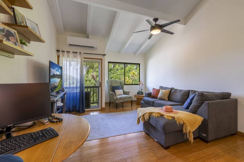 living room in south maui condo for sale