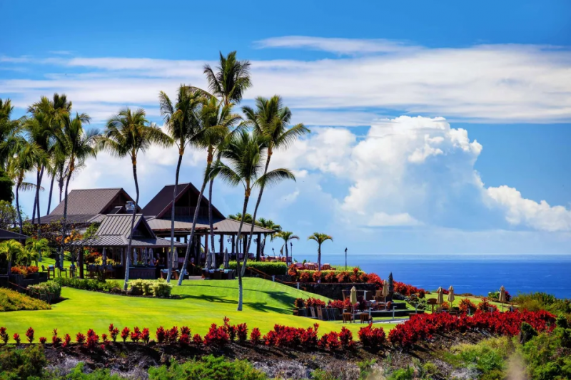 clubhouse at hokulia community