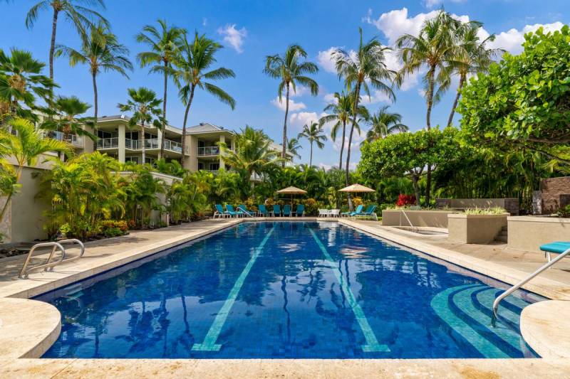 waikoloa vista community pool