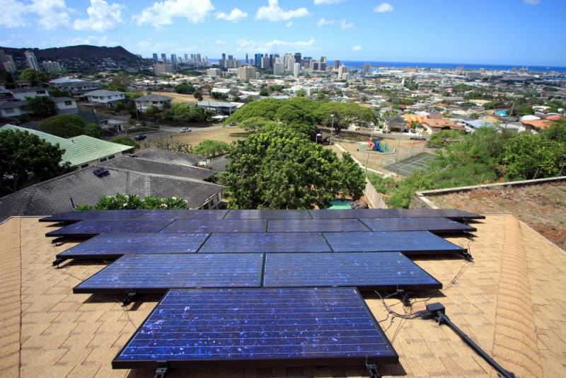 solar panels on oahu home