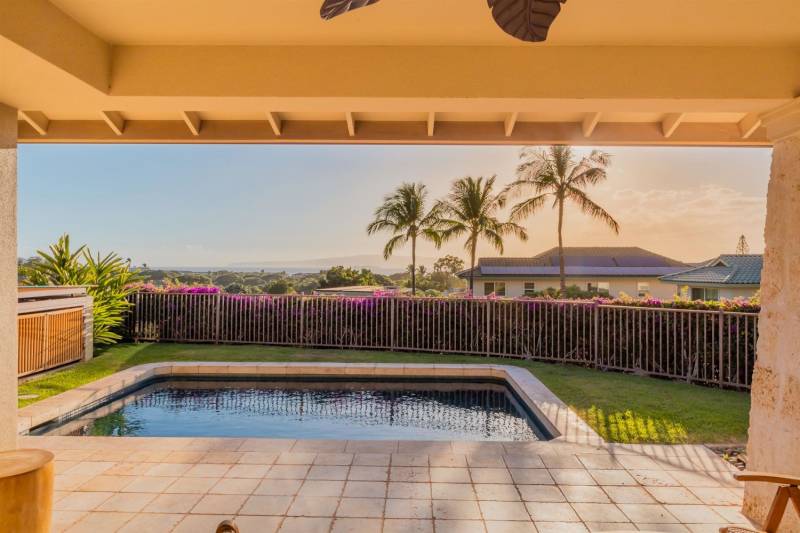 maui townhome pool