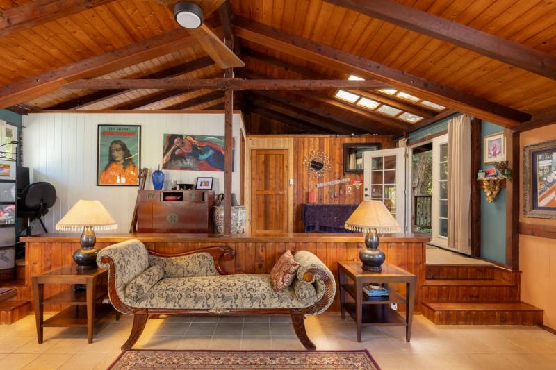 interior living space of cottage on big island ag land