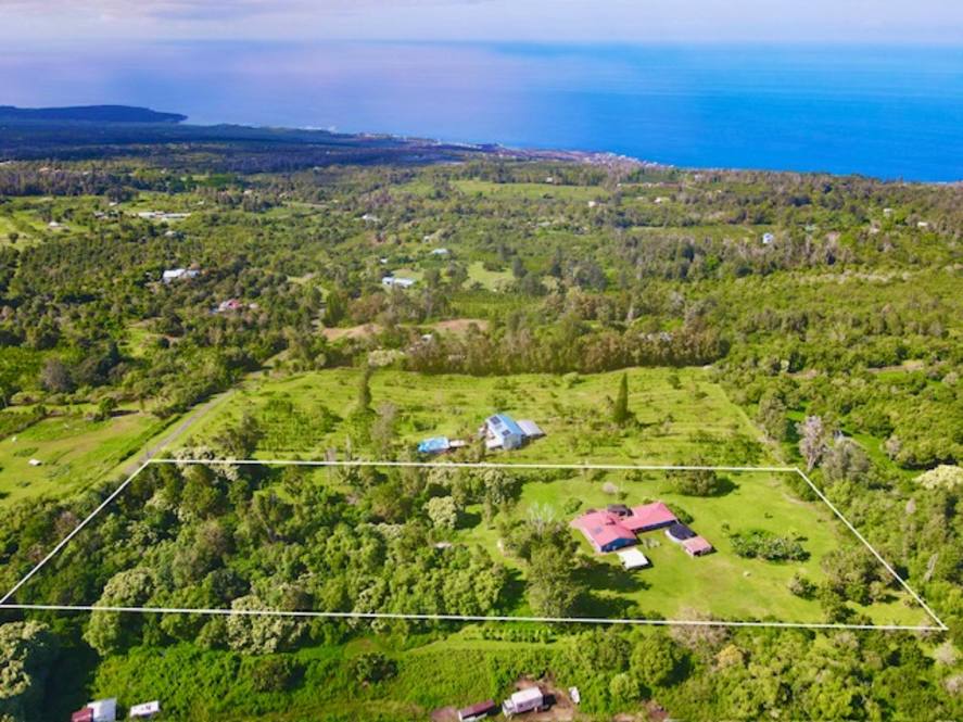 aerial view of 5 acre property in captain cook hawaii