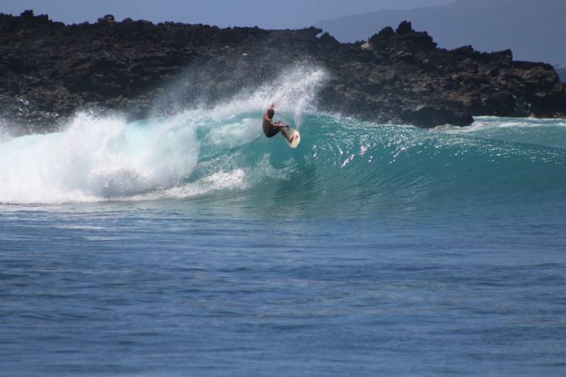 Alex experienced surfer