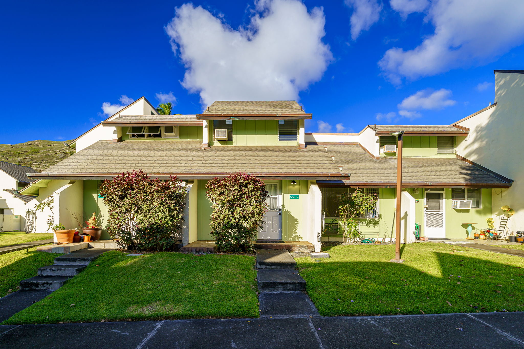 village green townhome in hawaii kai oahu