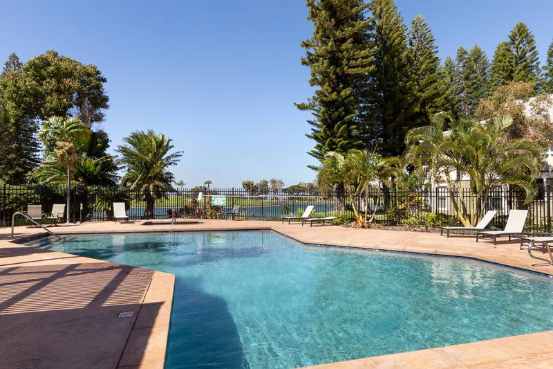 pool at Elima Lani Villas