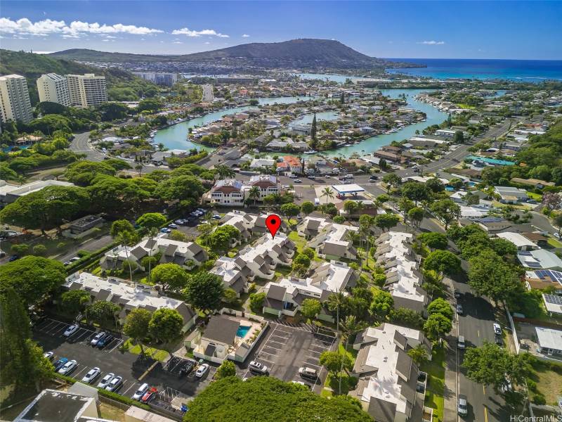 aerial view of townhome in hawaii kai oahu