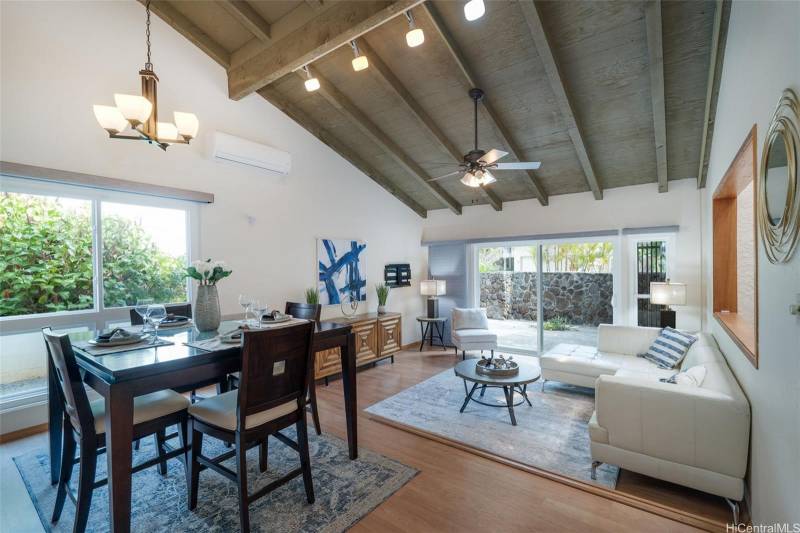 tall vaulted ceilings in open living and dining space in hawaii kai oahu house for sale