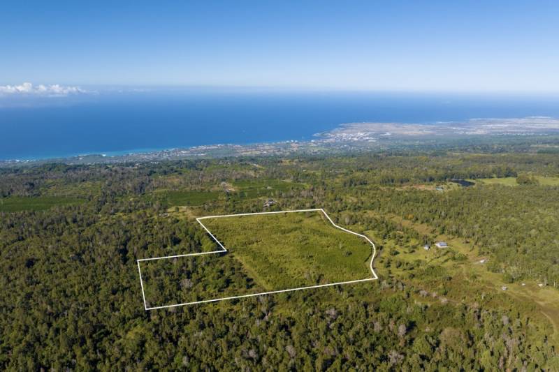 aerial view of kona big island land parcel