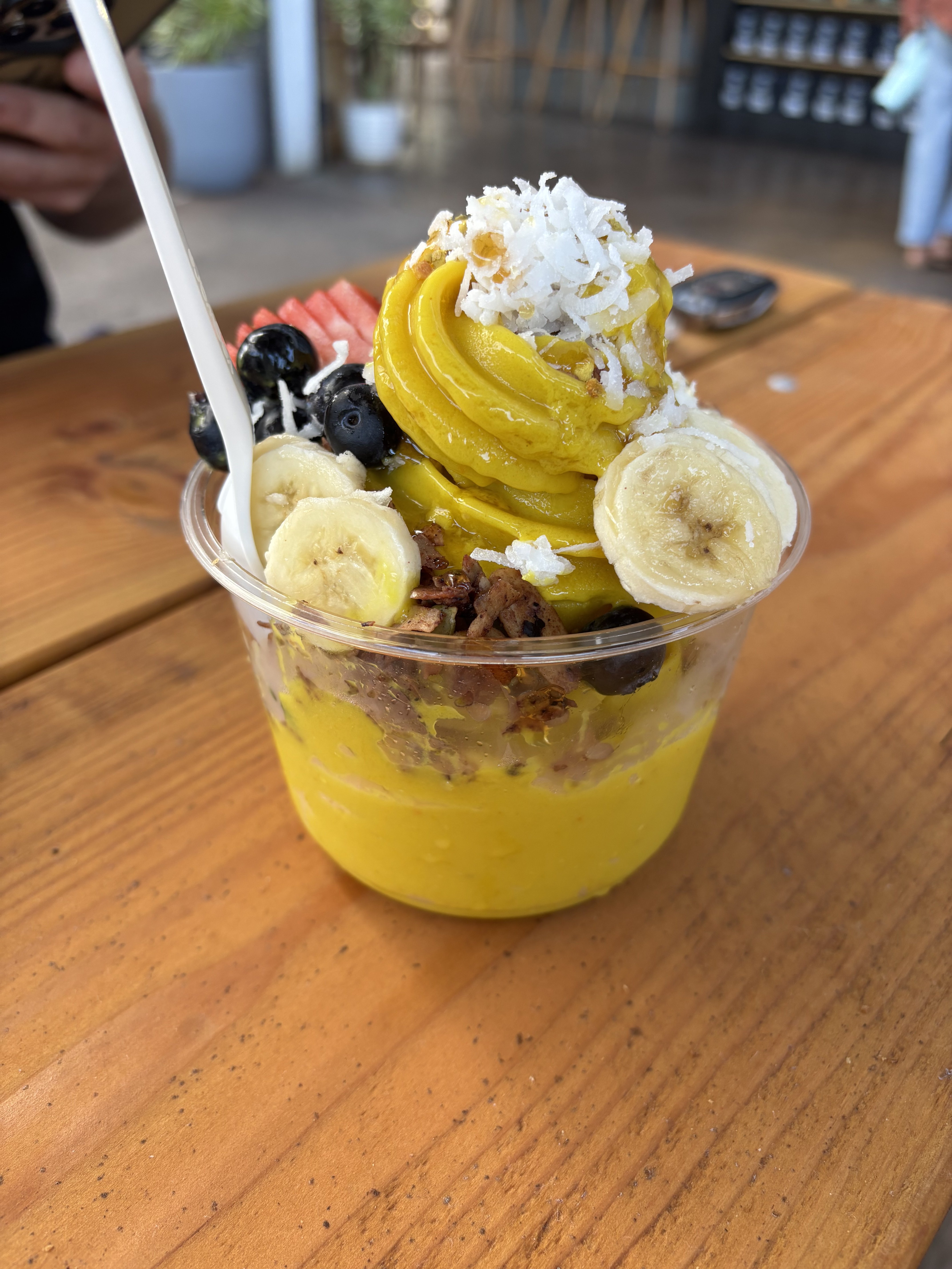 yellow frozen fruit dessert