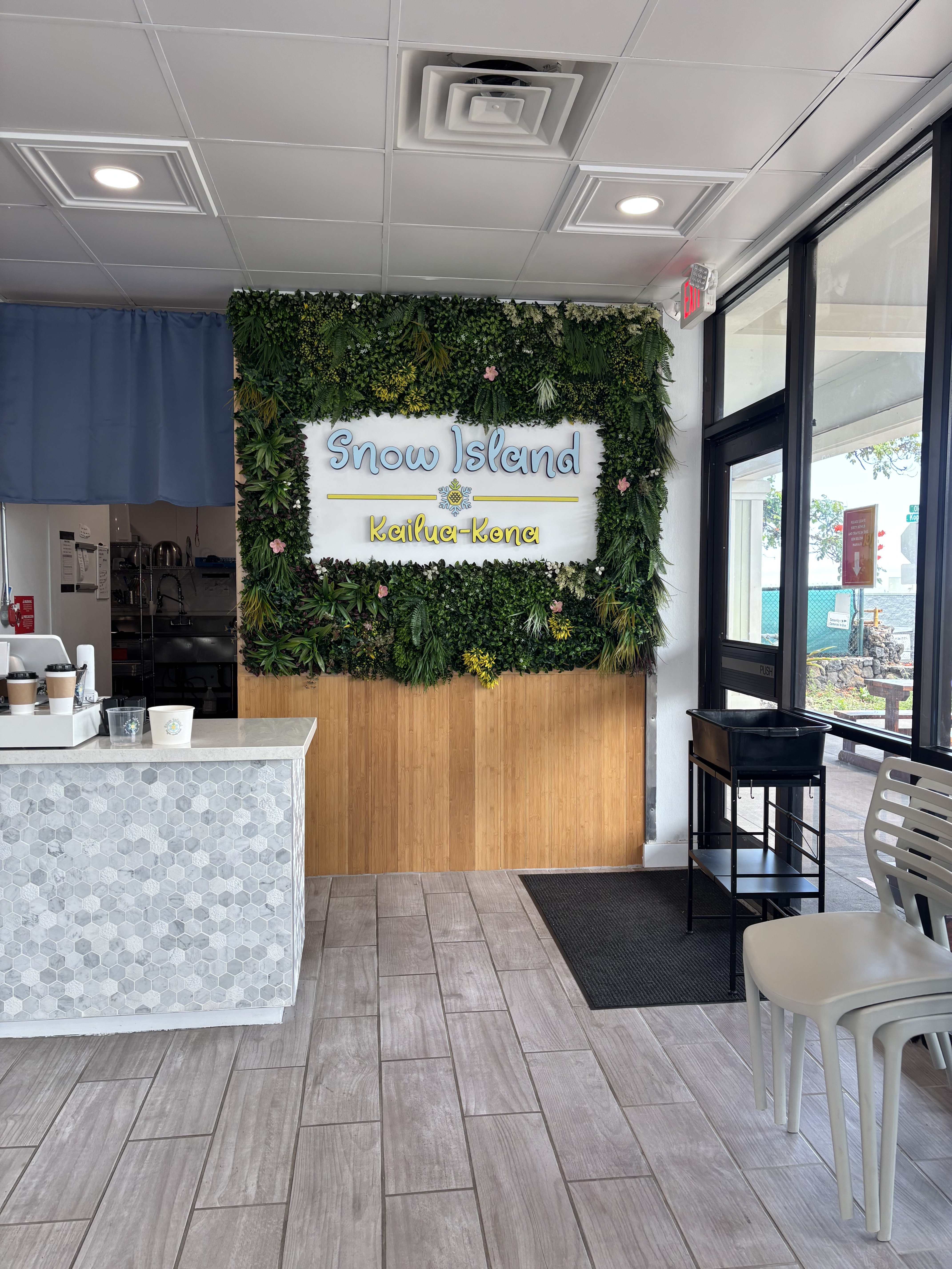 snow island kailua kona