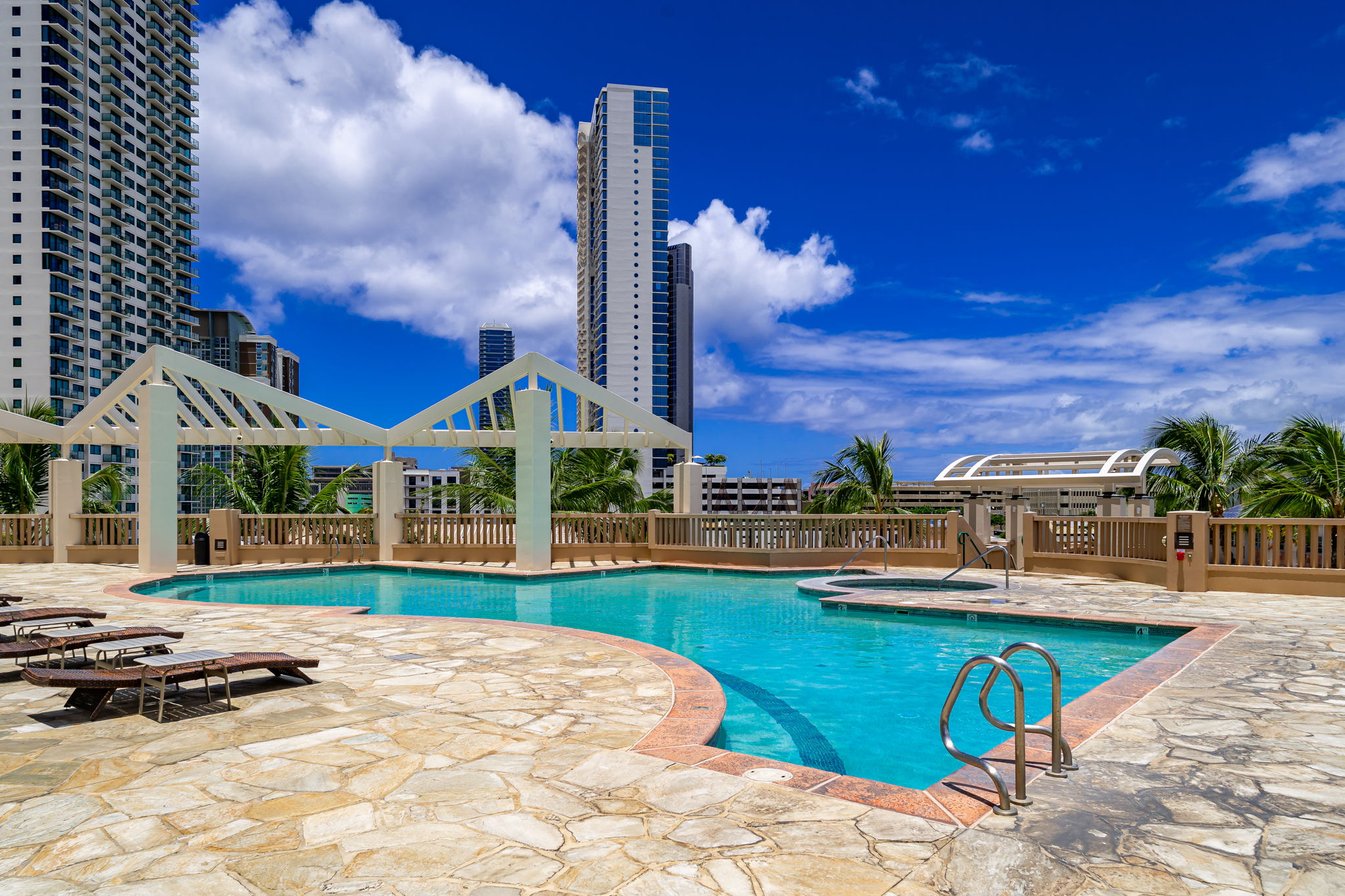 kakaako pool