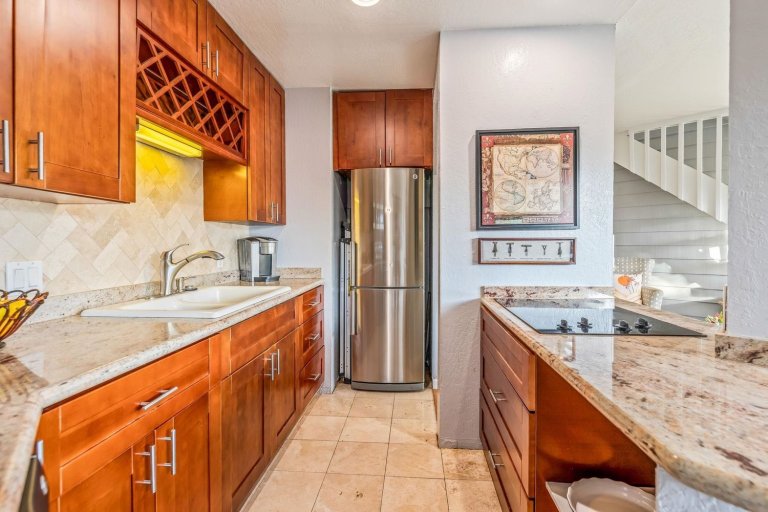 Charming Treehouse-Style Condo Near the Beach at The Boardwalk - Hawaii ...
