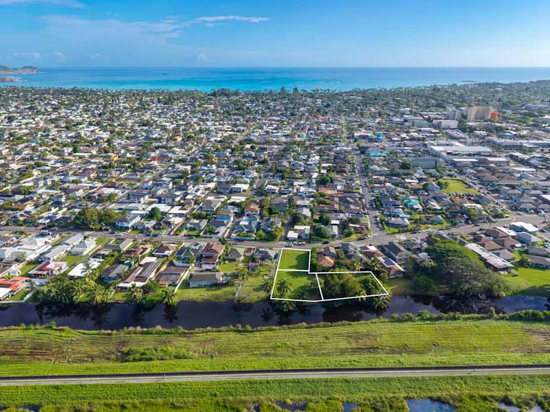 Aerial view of kailua oahu neighborhood