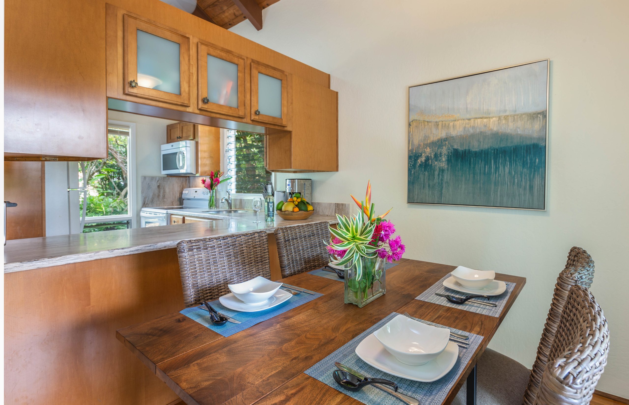 Poipu crater condo dining space off the kitchen