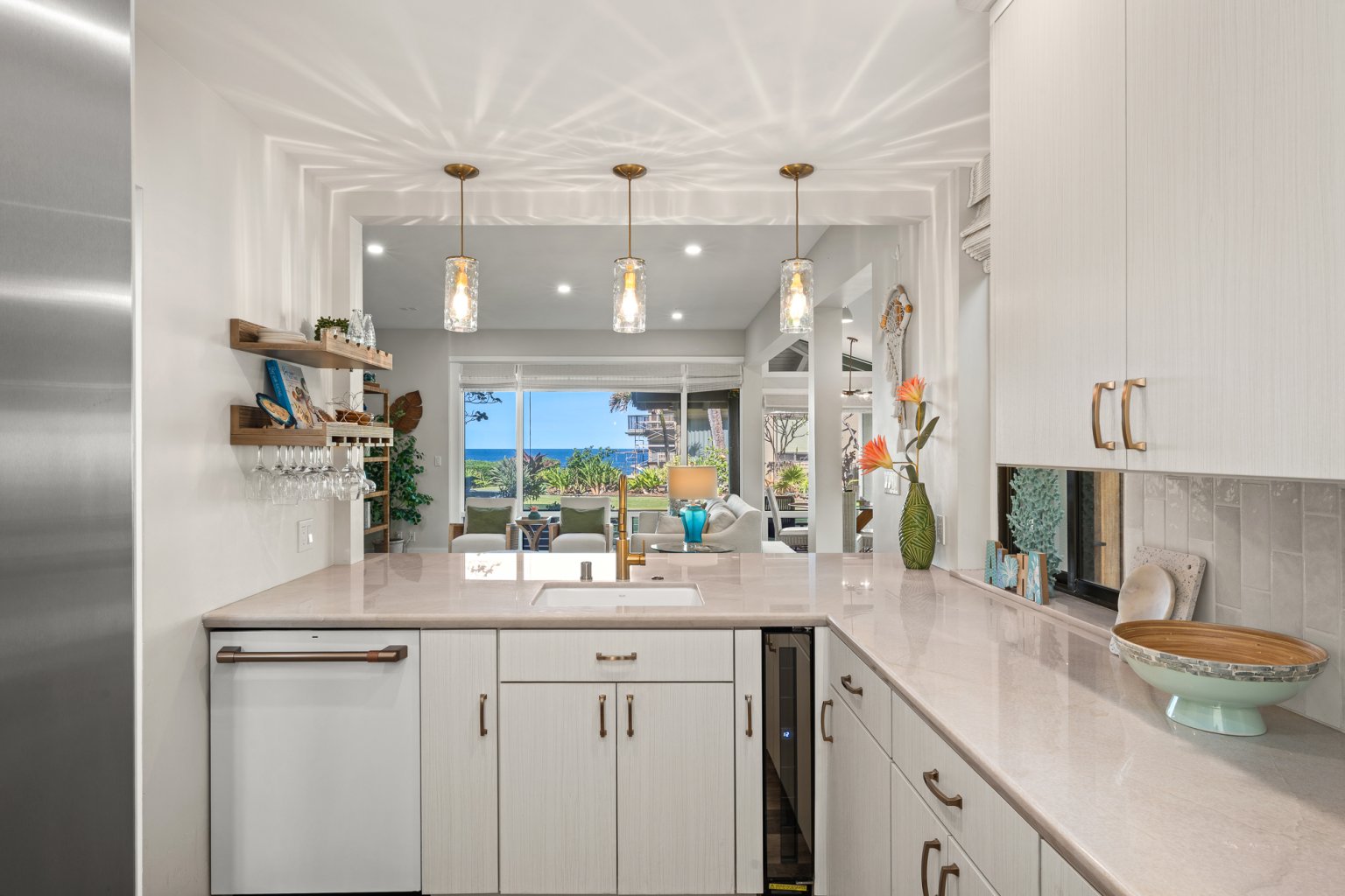 Curated visual reference: Oceanfront Kapalua Bay Villas Condo With Expansive Ocean Views Photo Inspiration