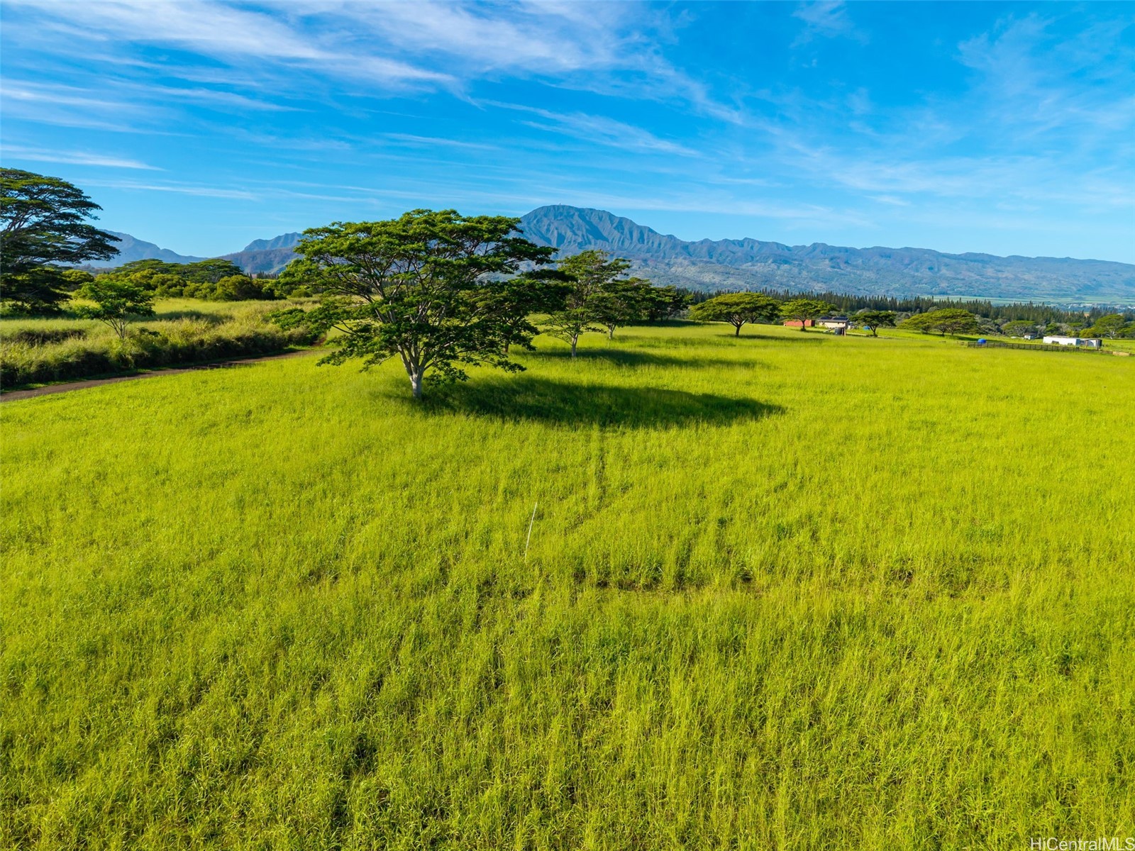10 acre parcel near Haleiwa Oahu