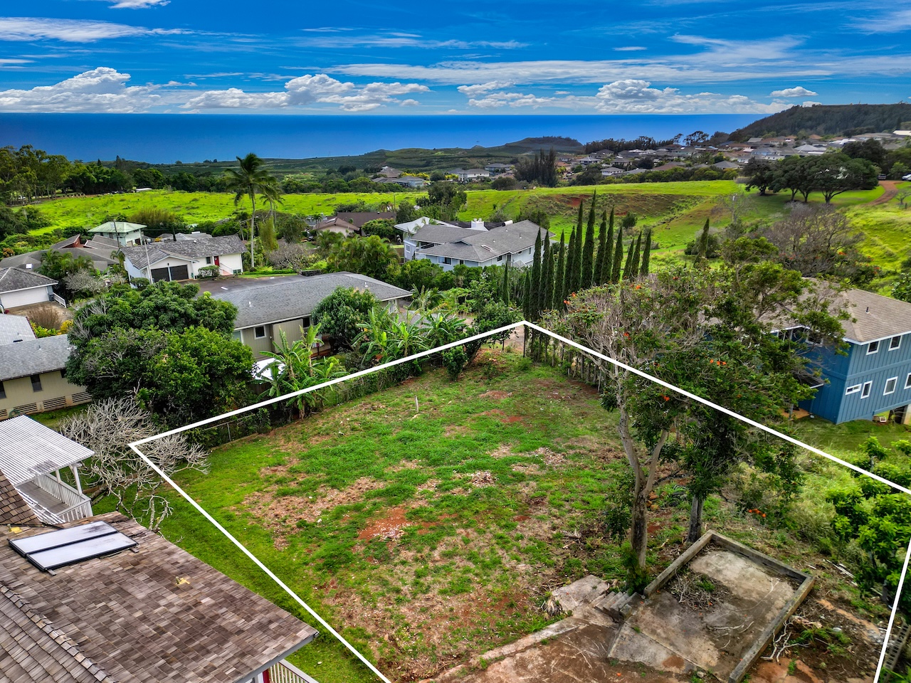 Lot outline of land in Kalaheo Kauai for sale