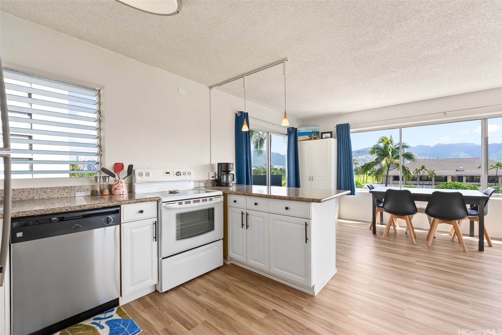 Newly remodeled kitchen in Waikiki Oahu condo