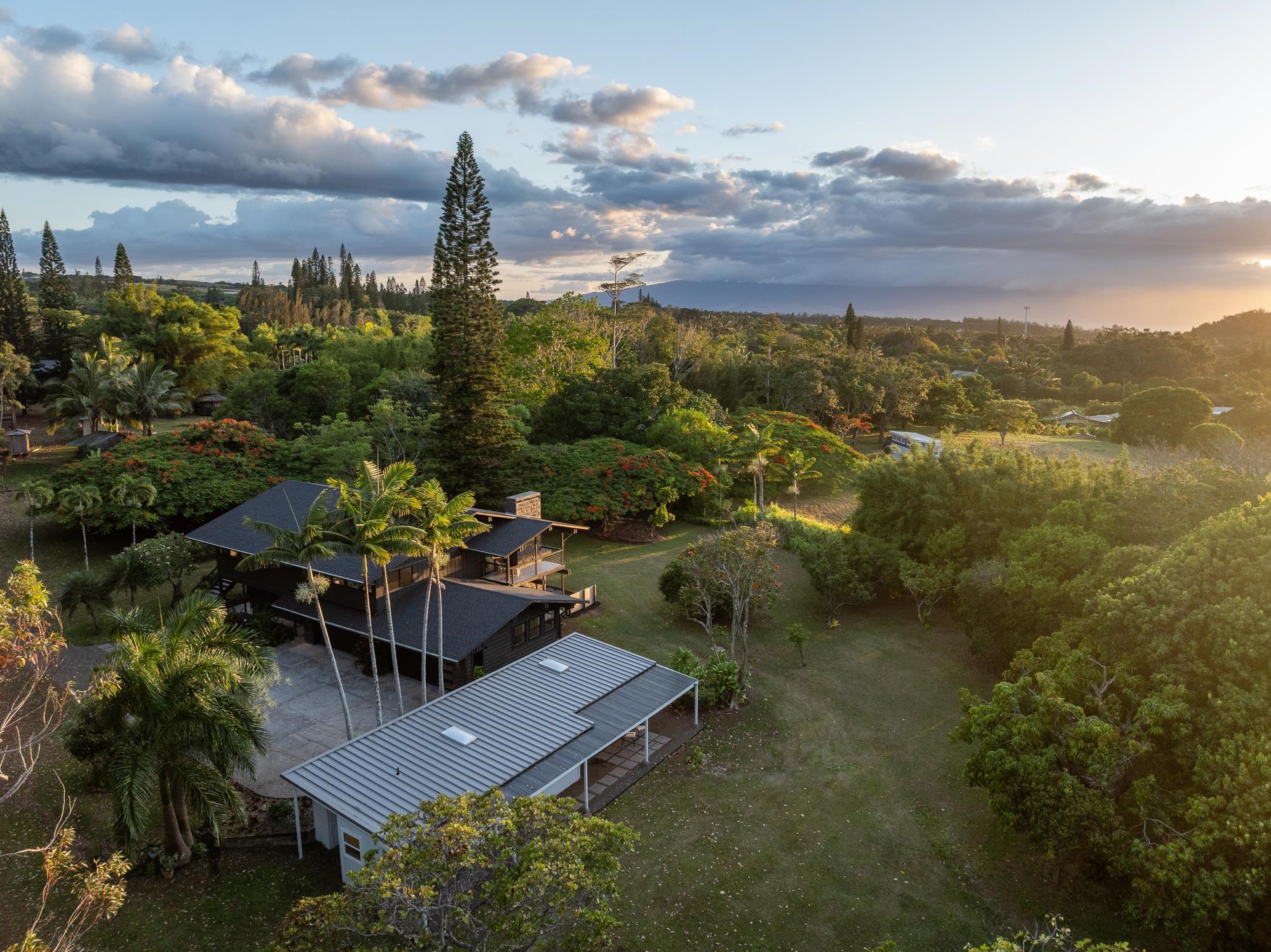 Peaceful North Shore Maui lifestyle with space, privacy, and nature