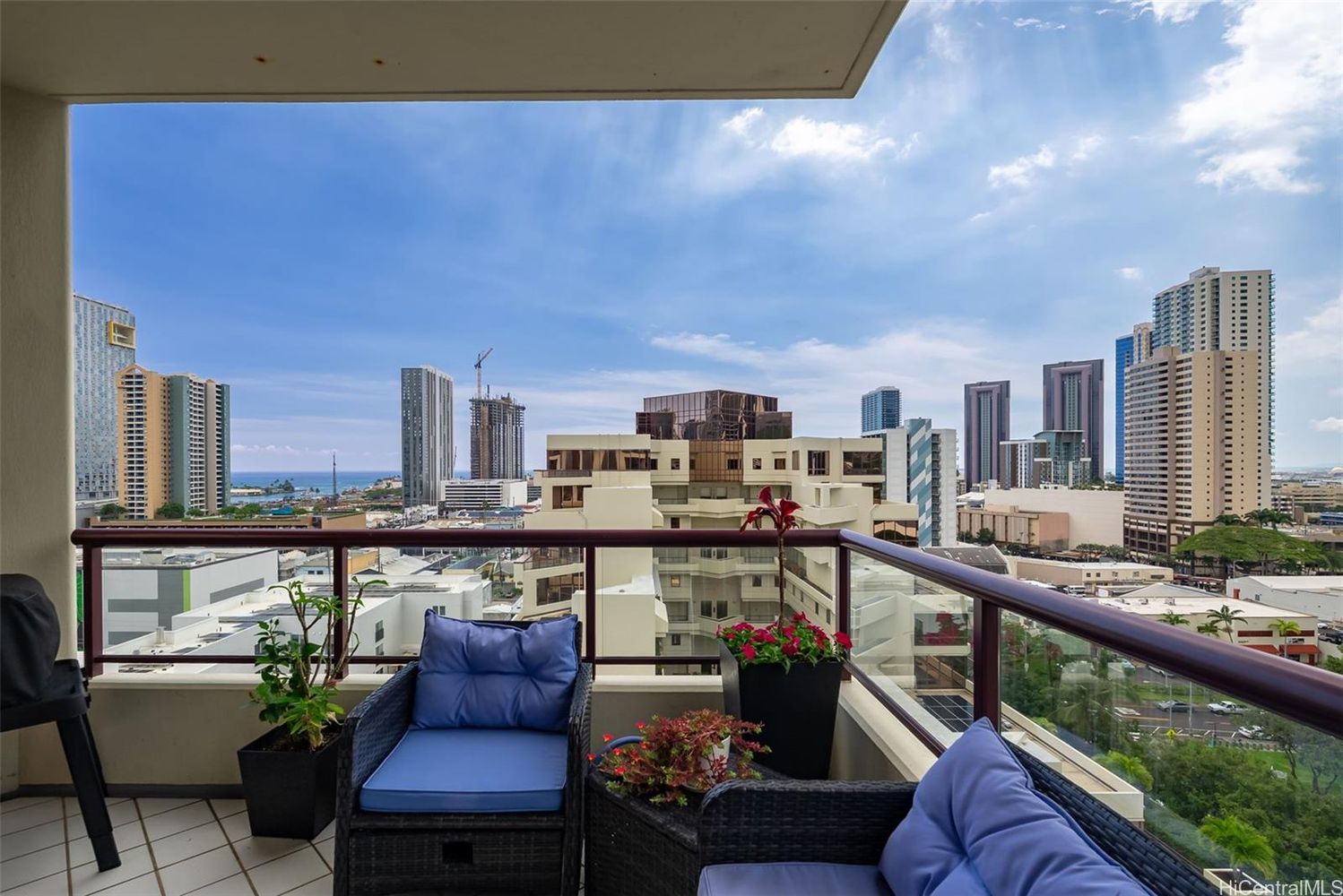 Kakaako condo for sale in Imperial Plaza