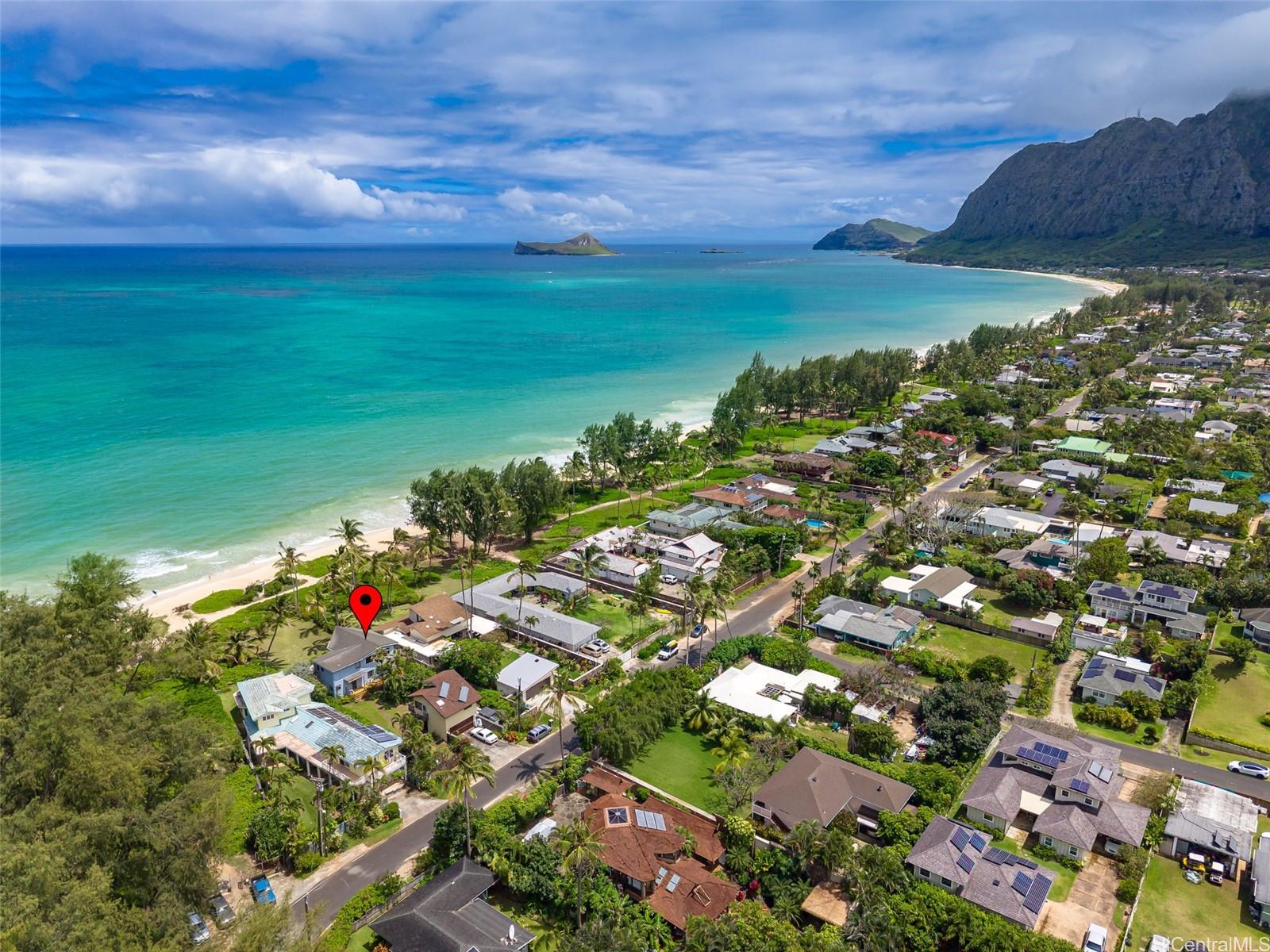 Home for sale near the ocean on Oahu