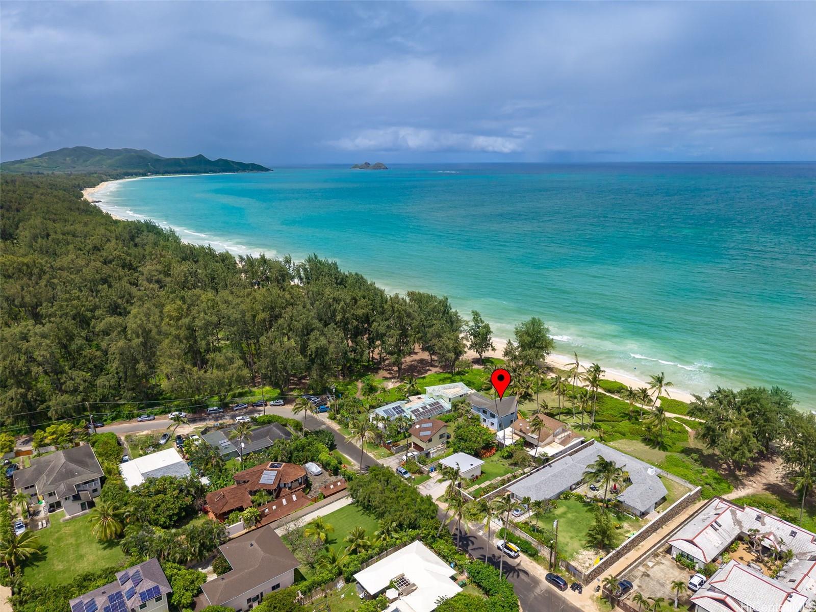 Aerial view of oceanfront Oahu house in Waimanalo