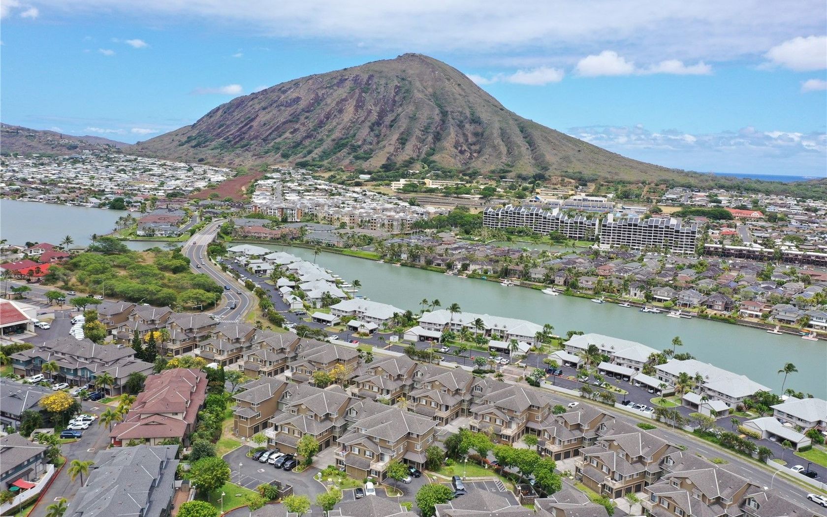 Aerial view of hawaii kai oahu neightborhood