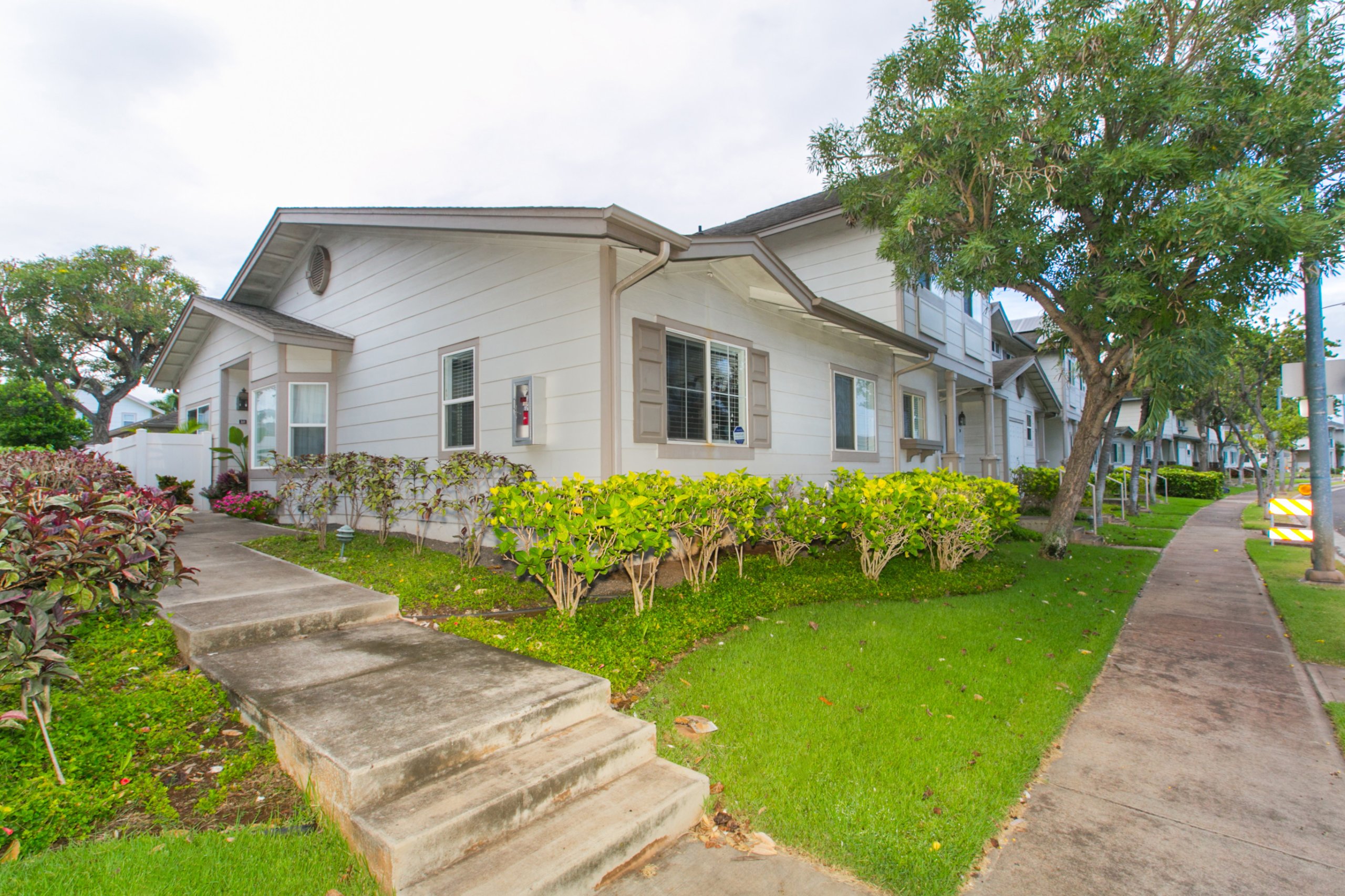 townhome in Kapolei parkway 