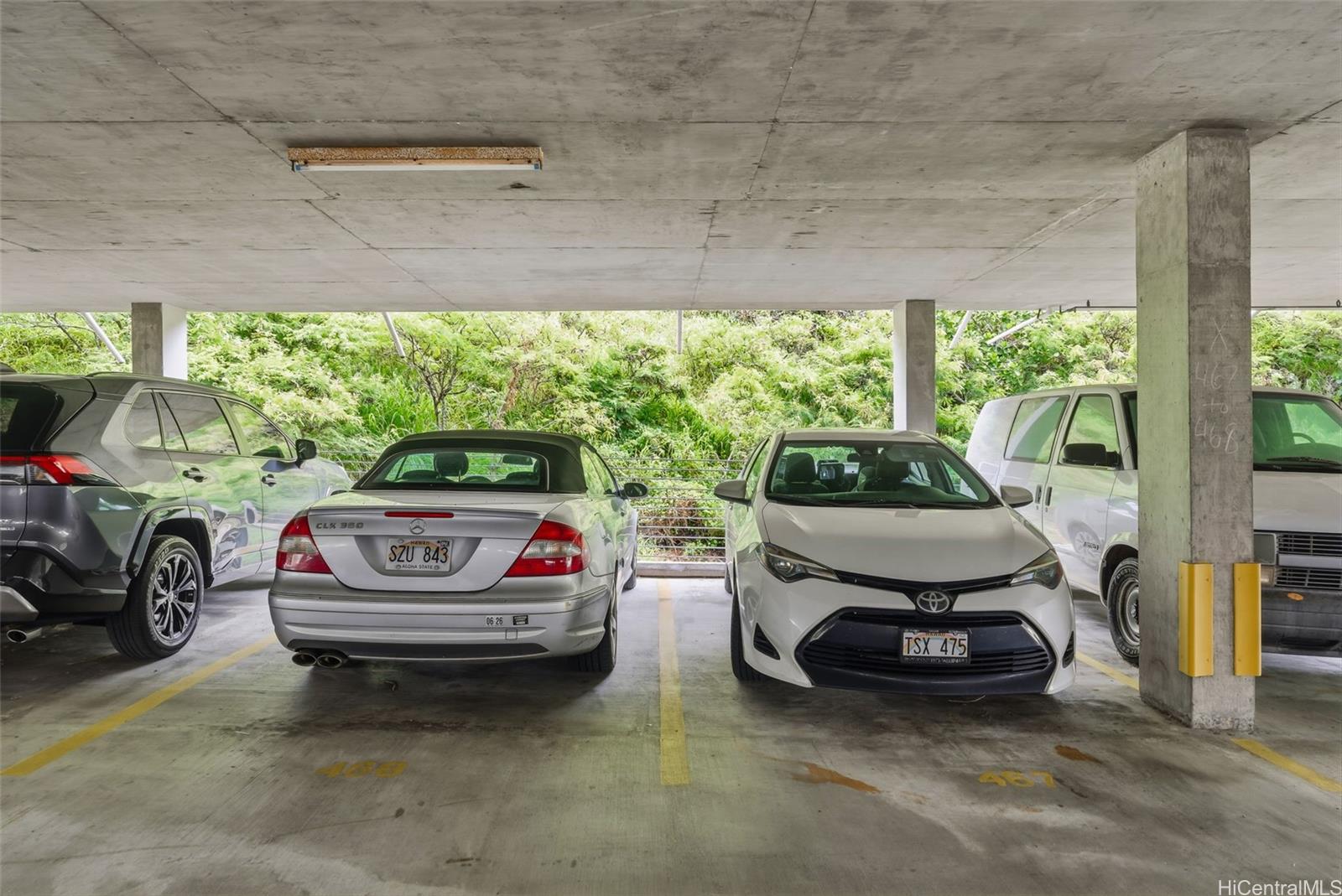 Honolulu parking garage