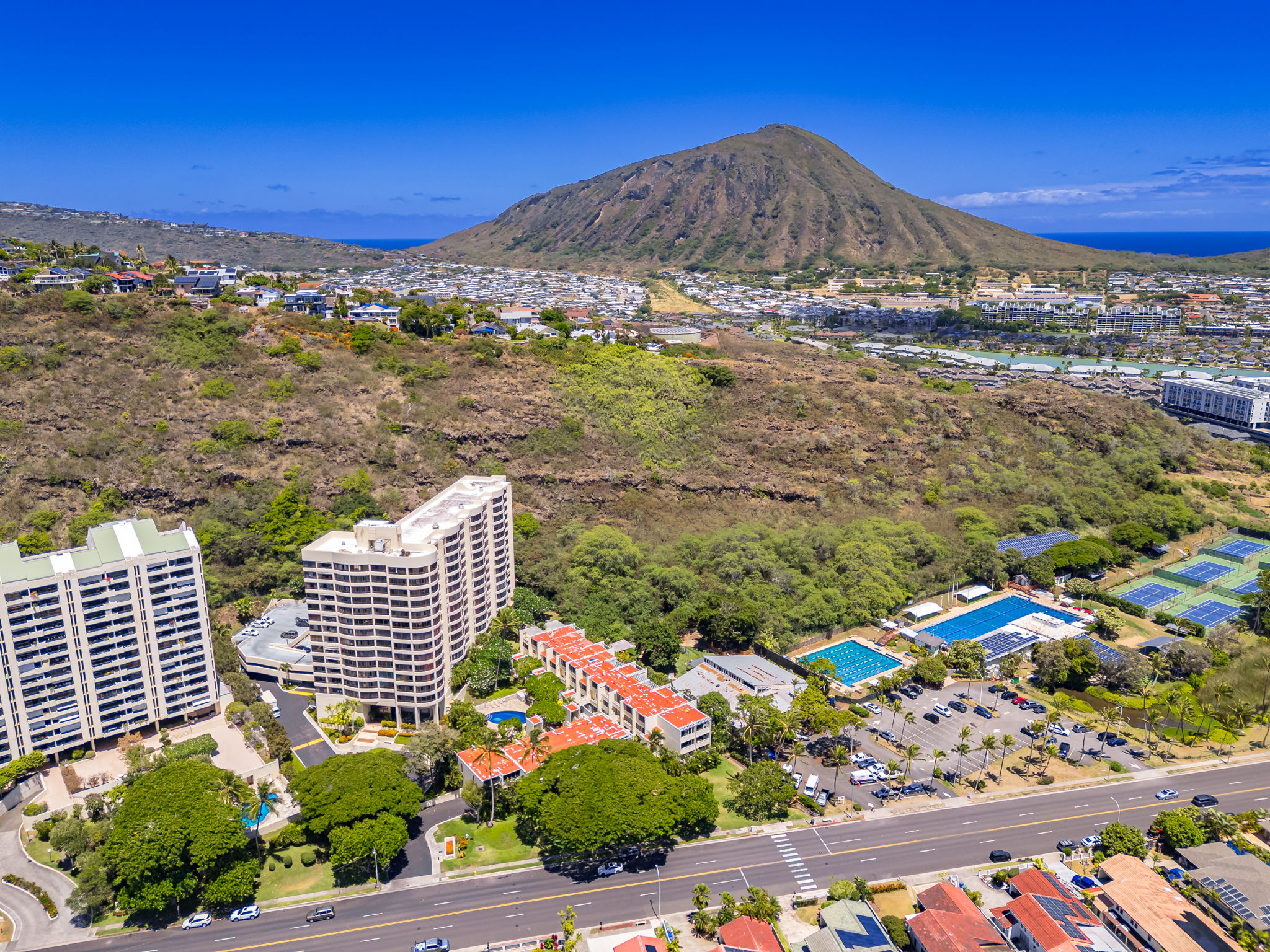 Aerial view of condo buildings in Hawaii Kai Oahu