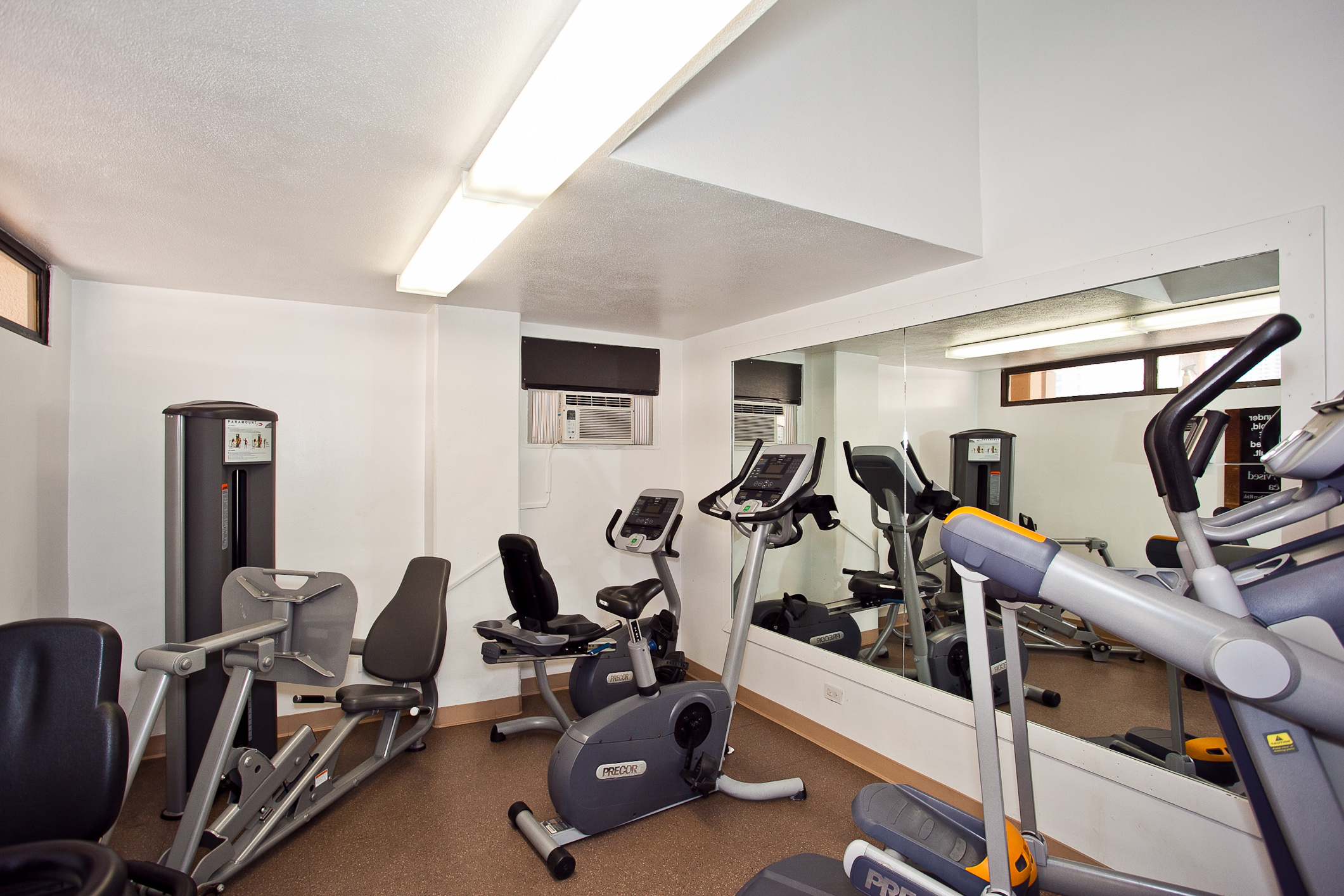 Fitness center at Discovery Bay