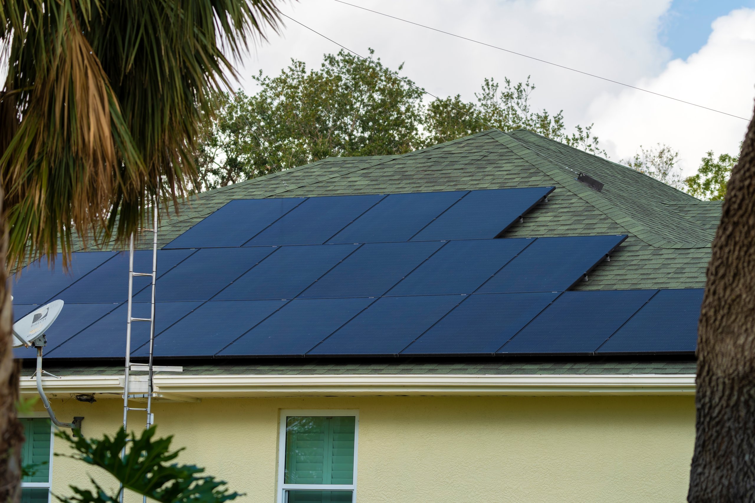 Solar panels on Hawaii home