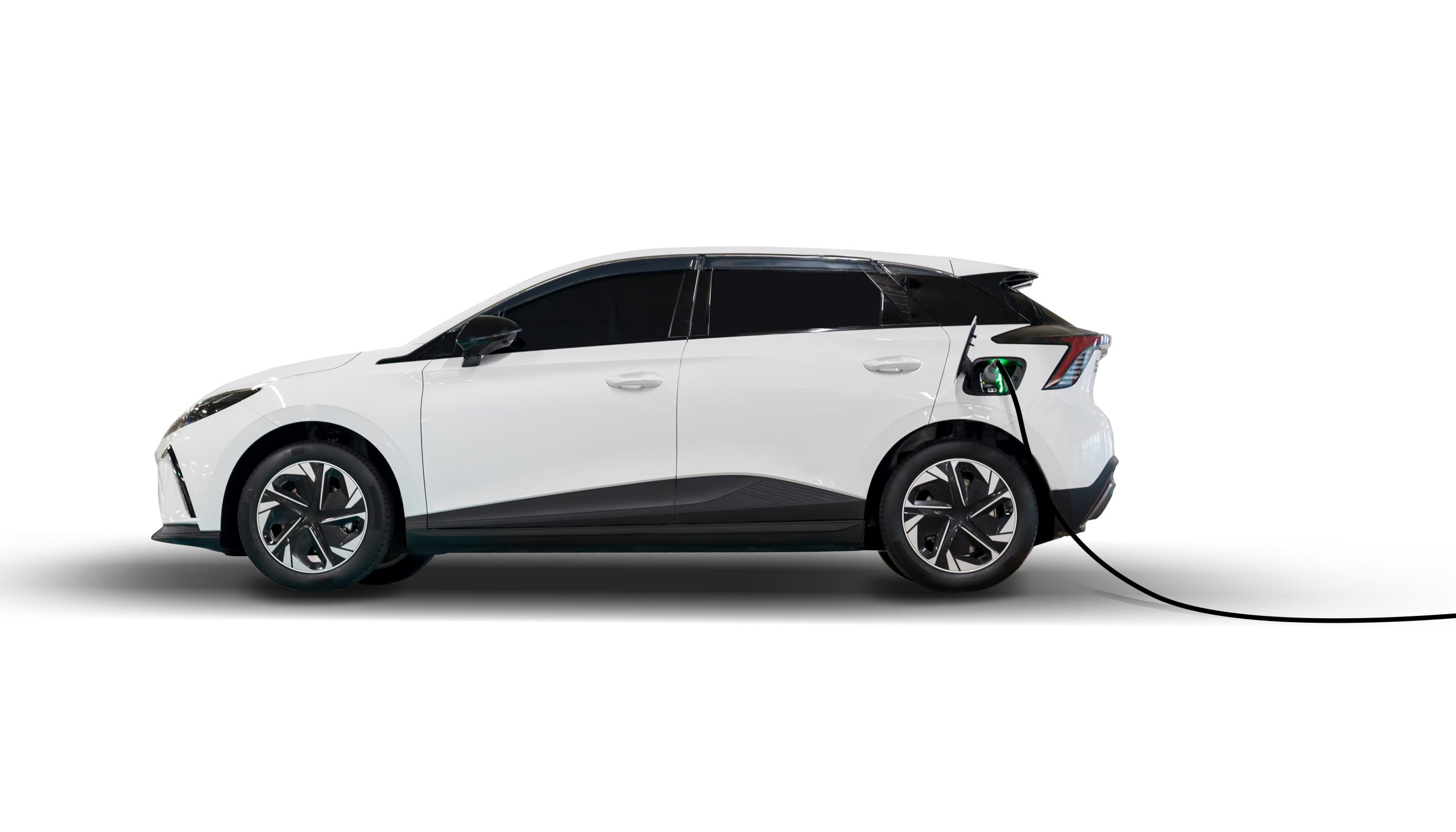 Can you charge an electric vehicle with solar