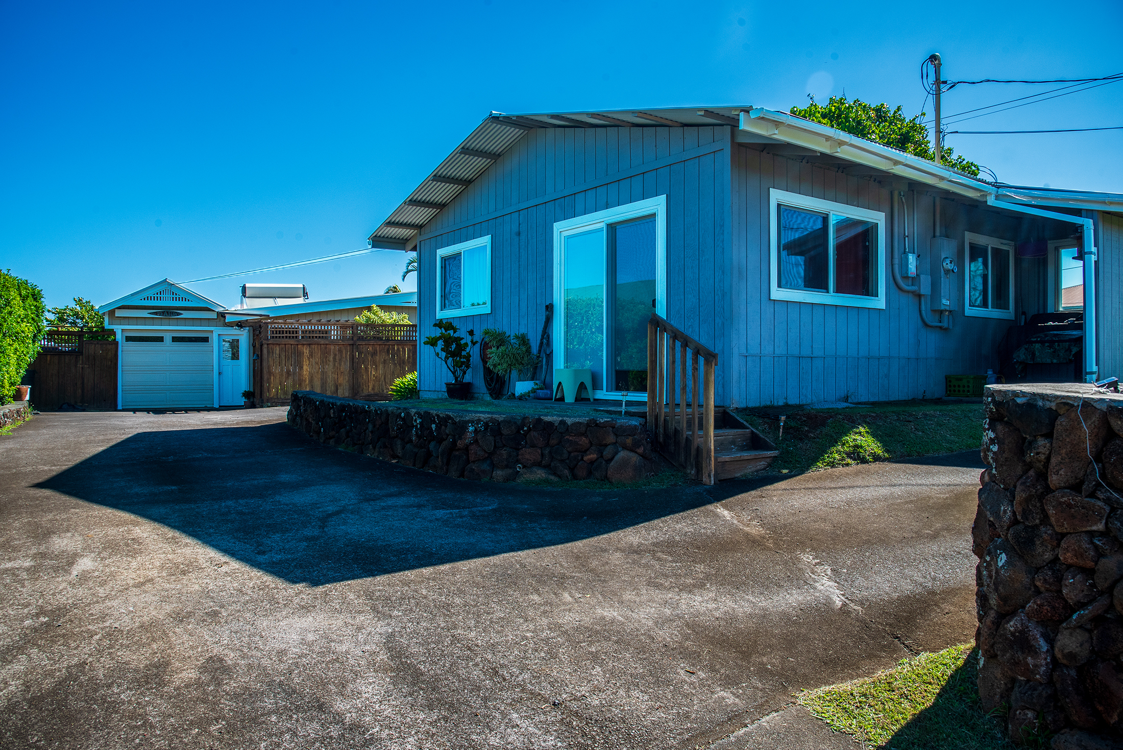 Hawi house for sale detached workshop