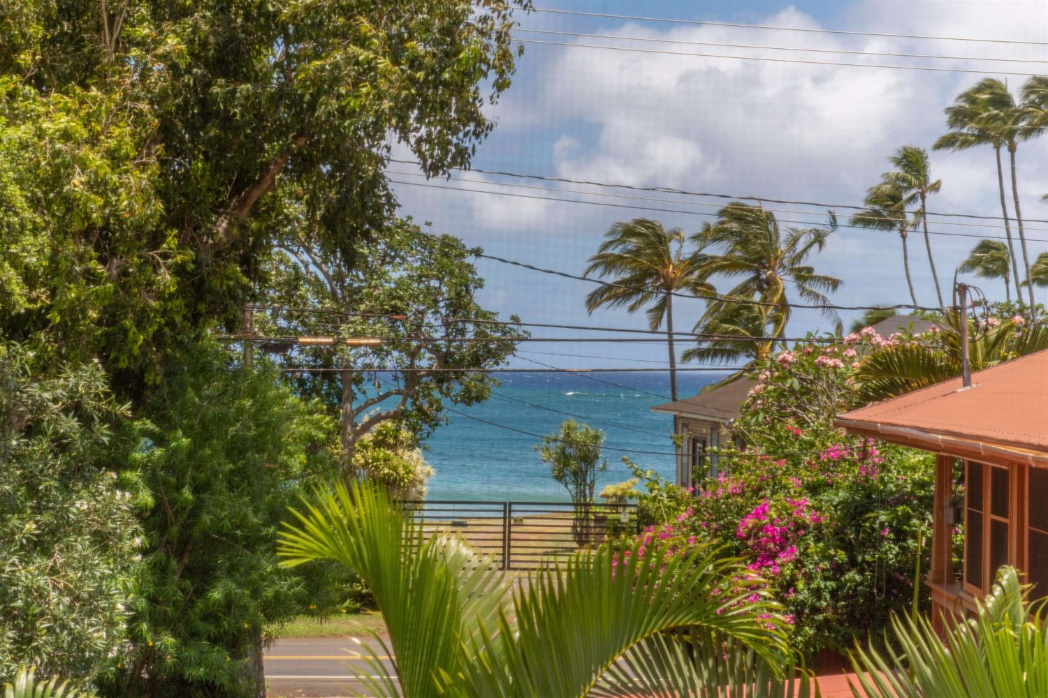 Home for sale on Maui's north shore with ocean views