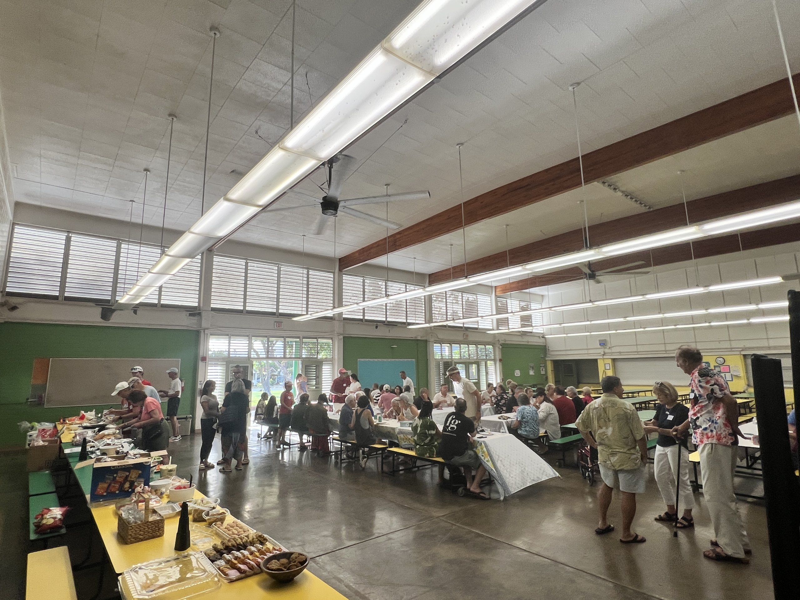 Neighborhood potluck BBQ in Maunalua Triangle Koko Kai Oahu