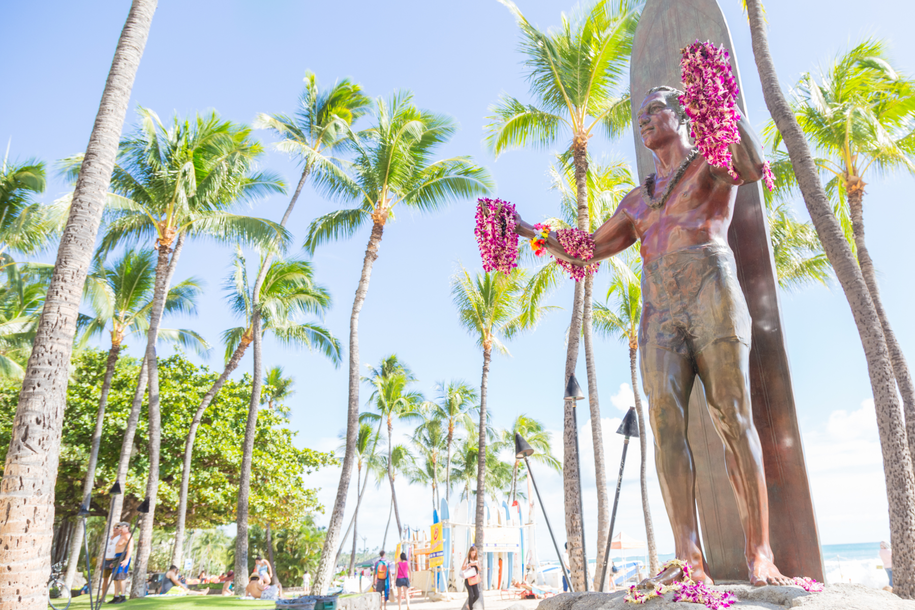 One-man show about Duke Paoa Kahanamoku playing on Maui